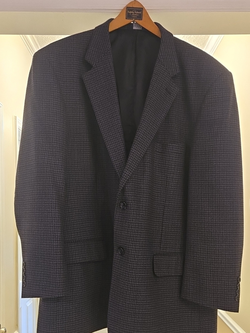 Pendleton Navy and Black Houndstooth Sport Coat 100% Lambs Wool